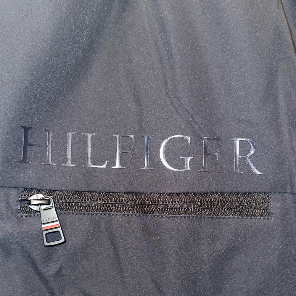 Tommy Hilfiger Men's Performance Windbreaker and Rain Jacket with Quilted Lining - Picture 12 of 16